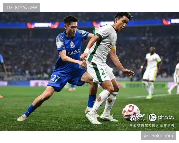 上海申花发布主场战深圳队海报，主题“呼吸”，预示将继续高压战术