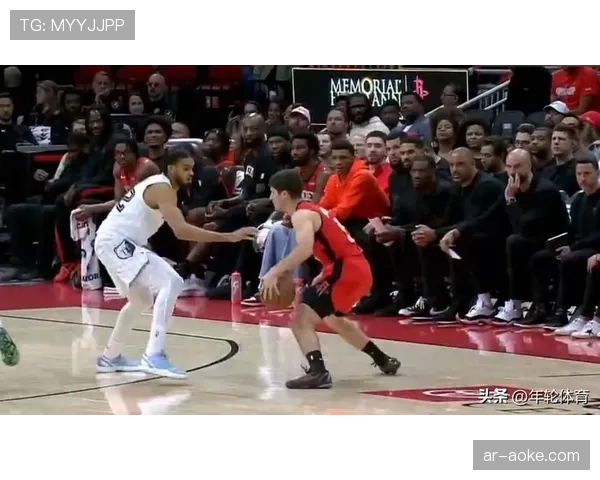 火箭132-101轻取灰熊，52胜收官锁定西部第五席位